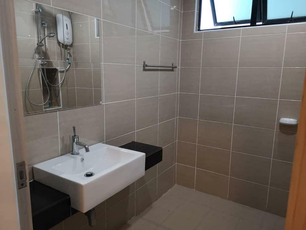 Skyloft Muslim Suite Johor Bahru Exterior foto